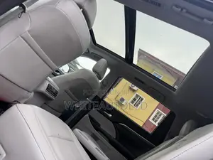 Toyota Highlander Limited Platinum 4x4 V6 (3.5L 6cyl 8A) 2018 Black
