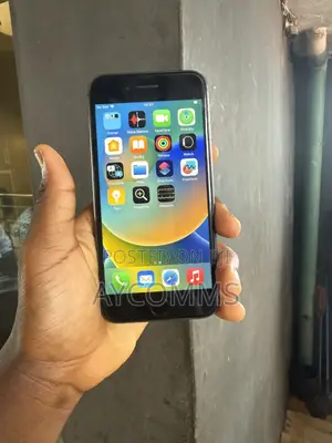 Apple iPhone 8 64 GB Black