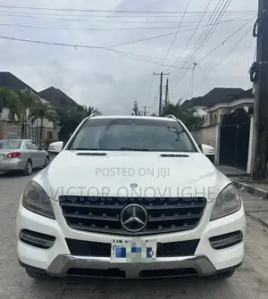 Mercedes-Benz M Class ML 350 4Matic 2013 White