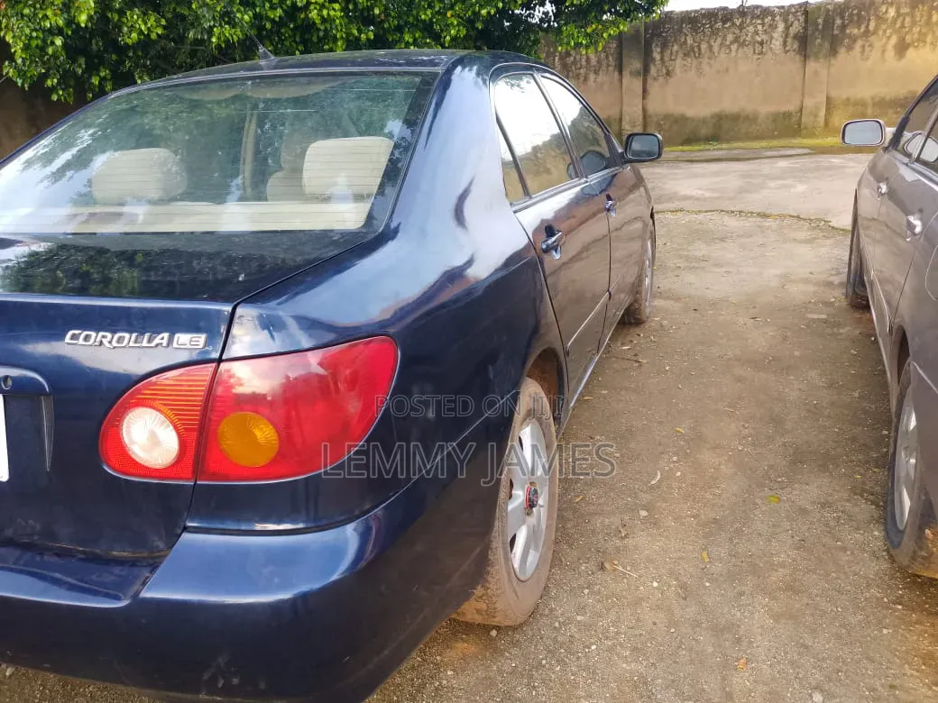 Toyota Corolla 2004 Blue