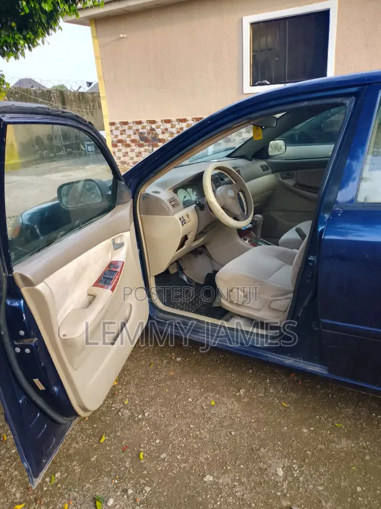 Toyota Corolla 2004 Blue