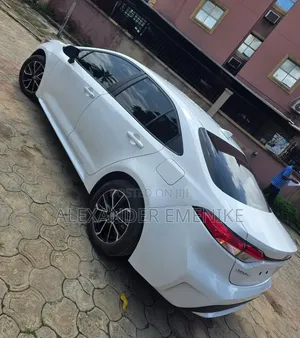 Toyota Corolla 2022 White