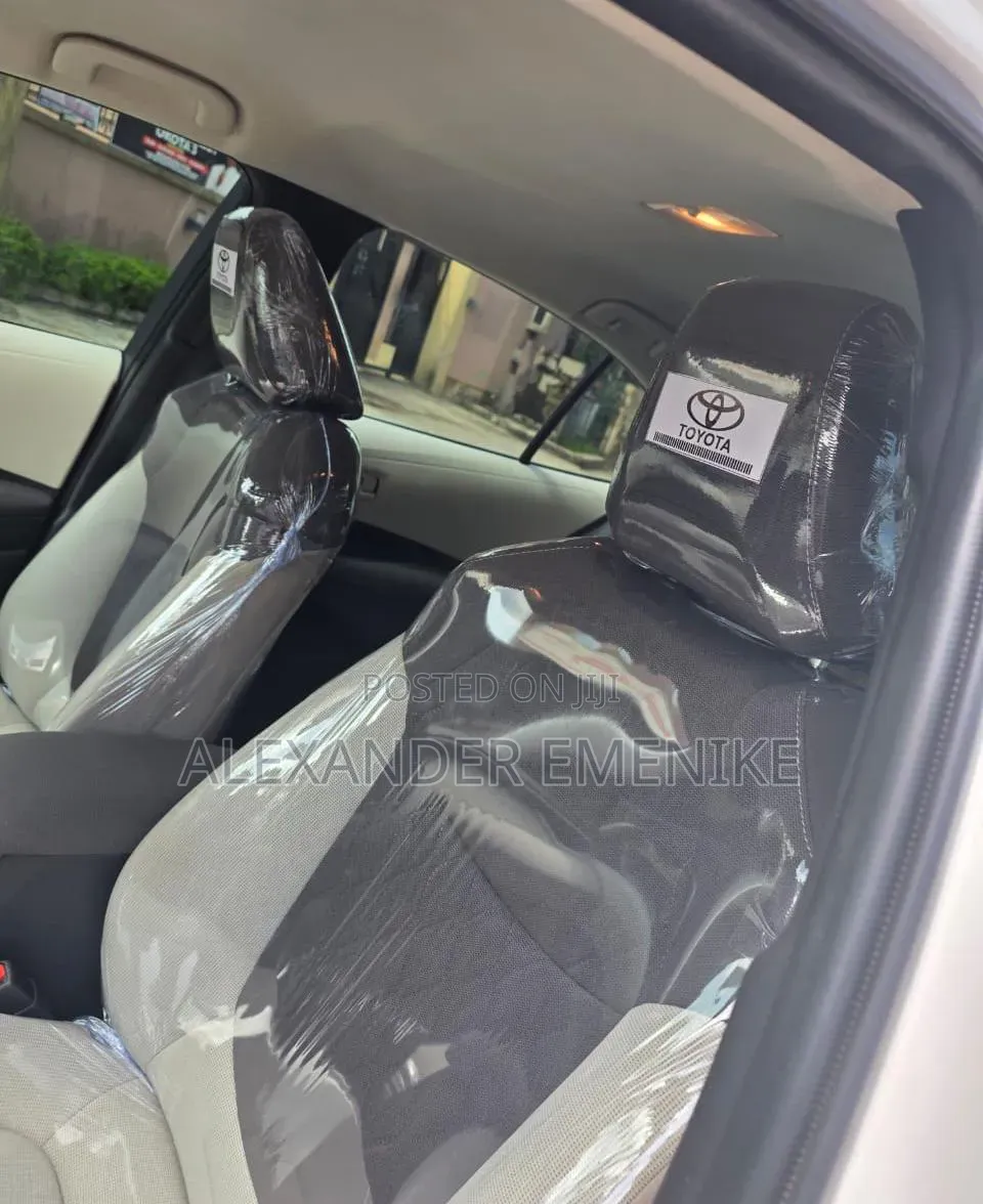 Toyota Corolla 2022 White
