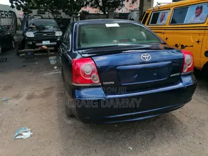 Toyota Avensis 2006 Blue