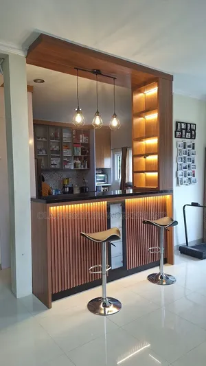Receptionist Table