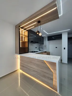 Receptionist Table