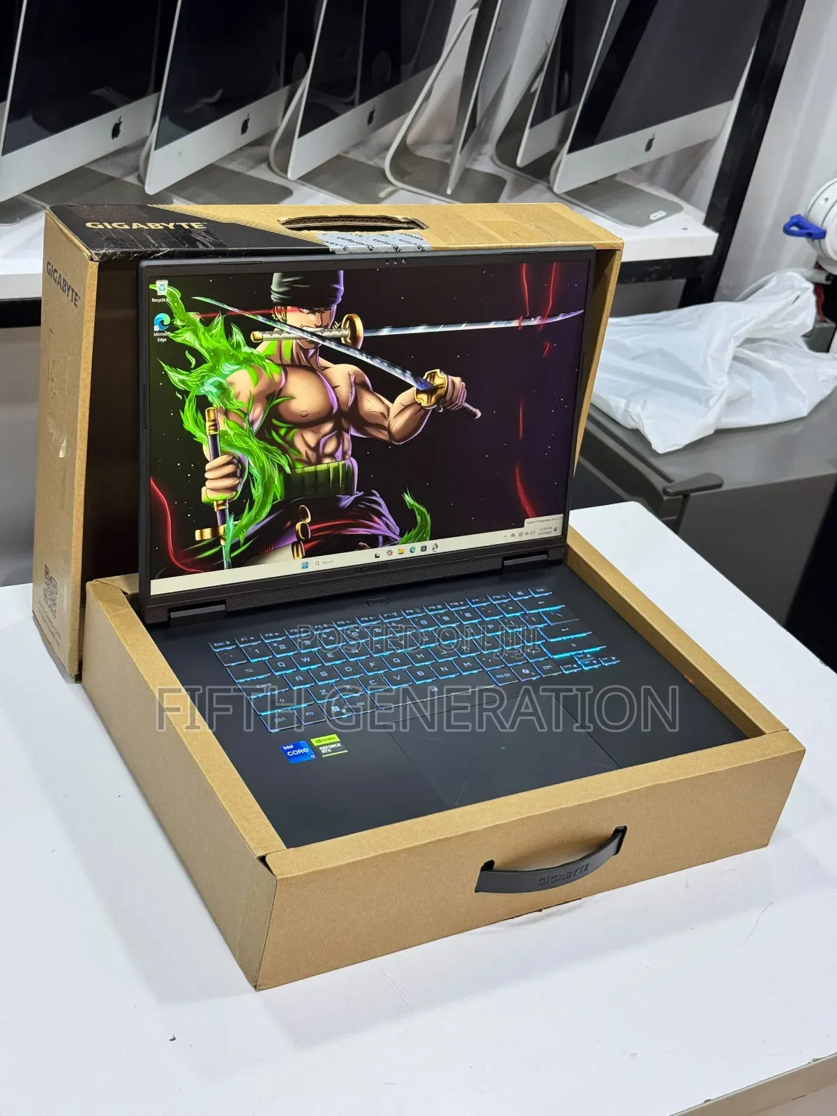New Laptop Gigabyte GAMING A16 32GB Intel Core i7 SSD 1T