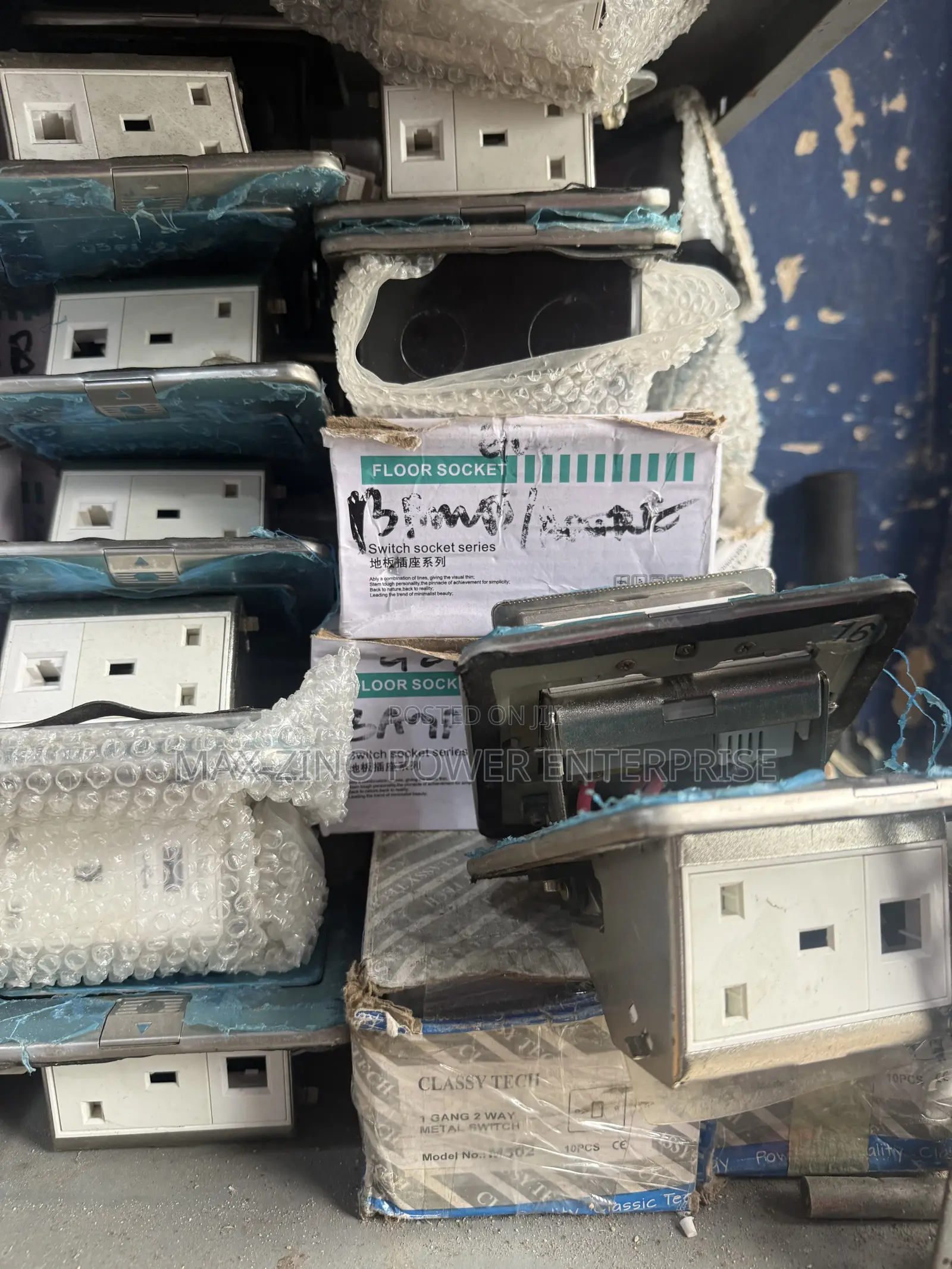 Single Floor Socket