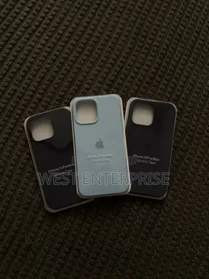 iPhone 14/15 Pouch