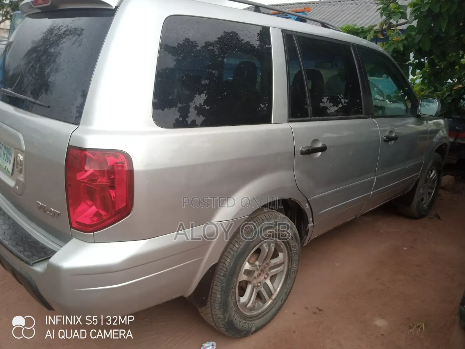 Honda Pilot 2005 Silver