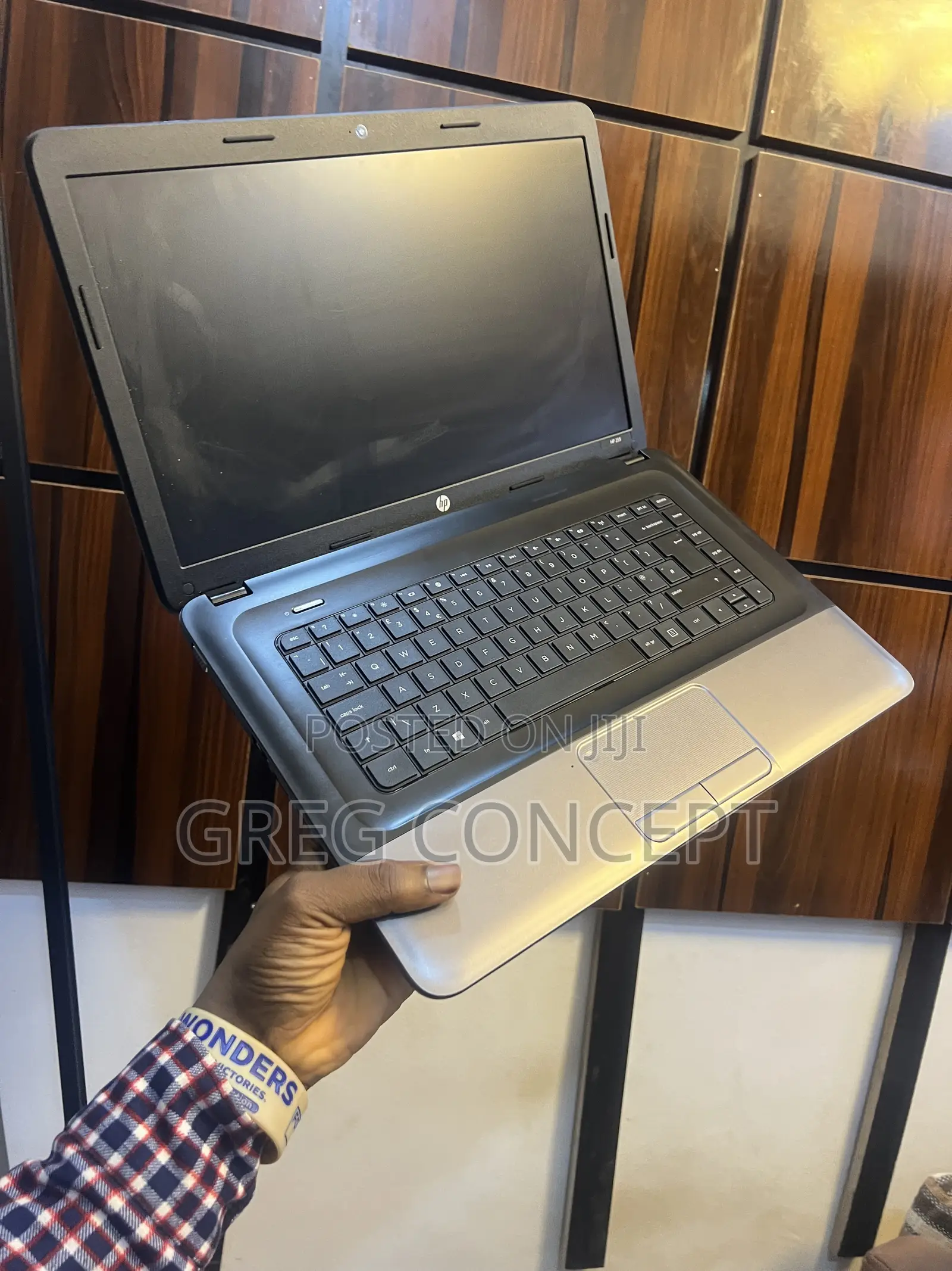 Laptop HP 255 6GB AMD A6 SSD 128GB