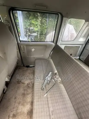 Suzuki Every 2010 Grey