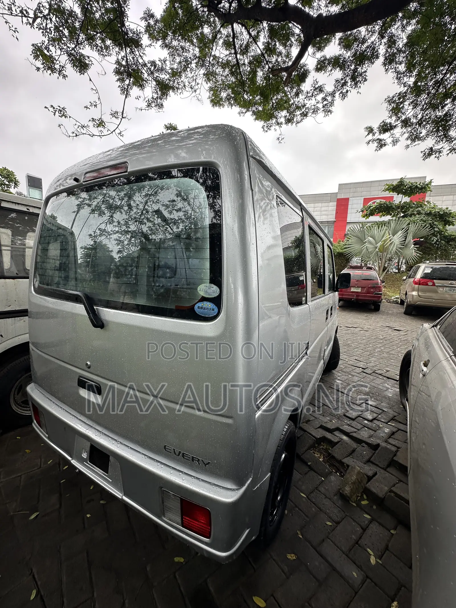 Suzuki Every 2010 Grey