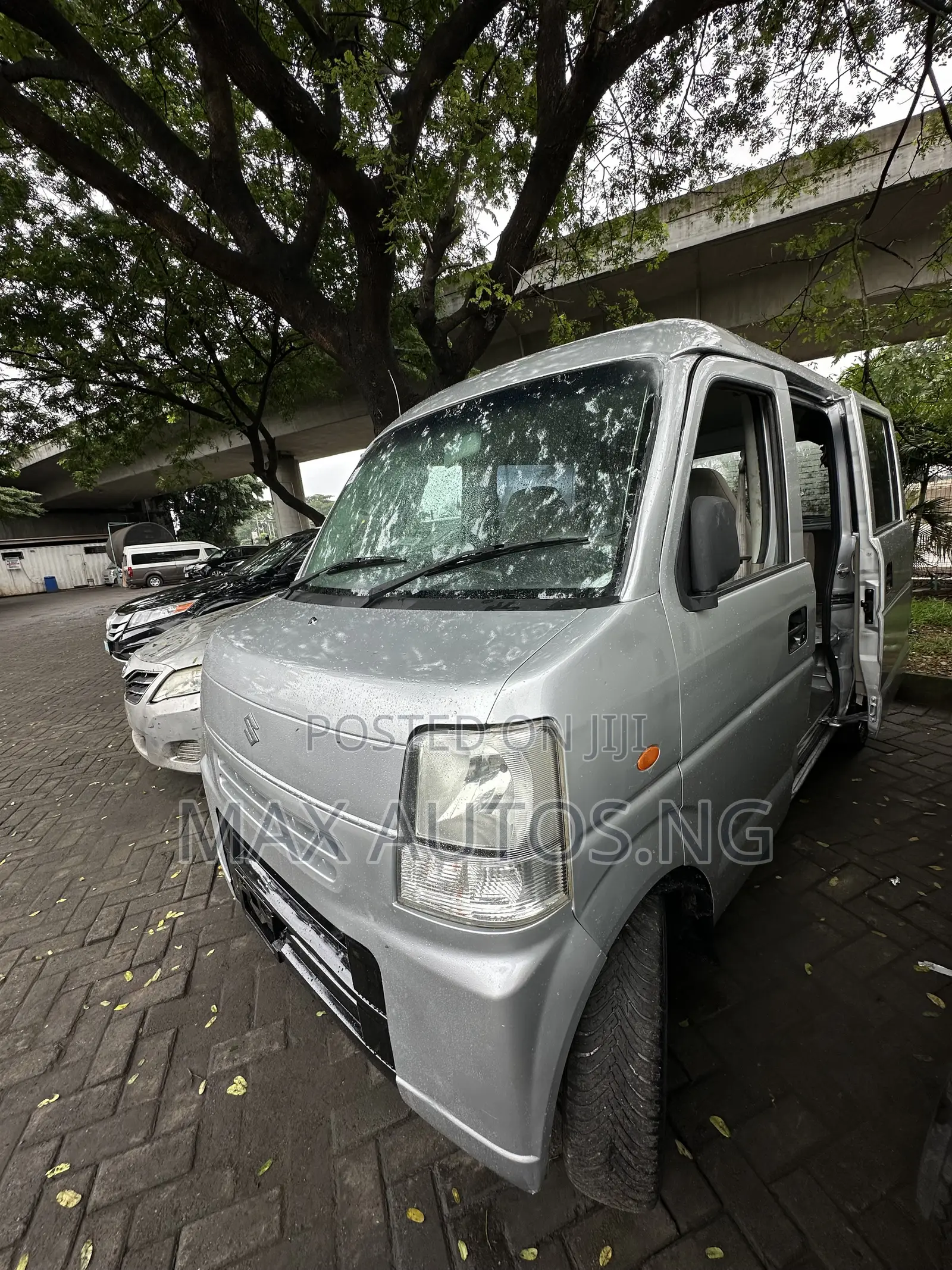 Suzuki Every 2010 Grey