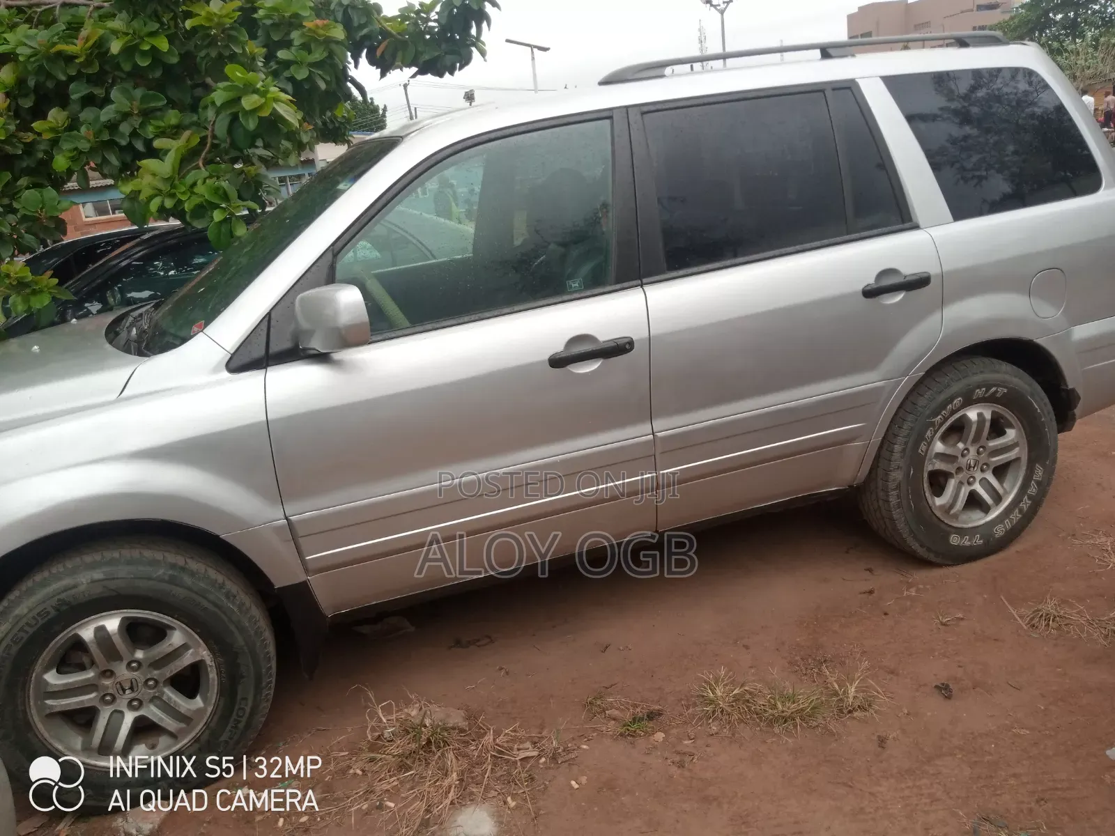 Honda Pilot 2005 Silver