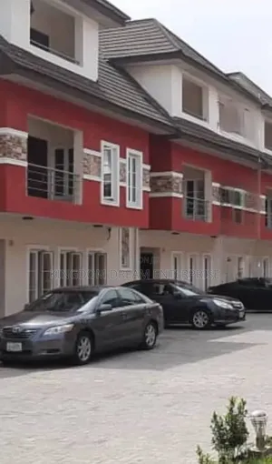 4bdrm Duplex in Ikate Lekki Lagos for rent