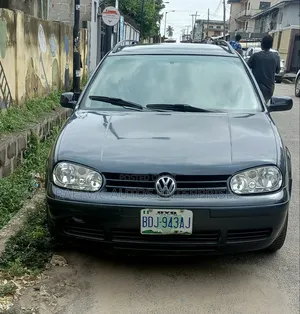 Volkswagen Golf 2005 Blue