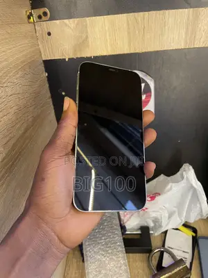 Infinix Smart 8 64 GB White