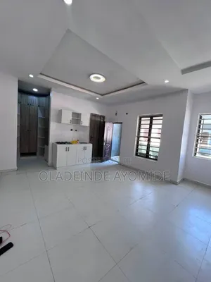 Studio Apartment in Chevron for rent
