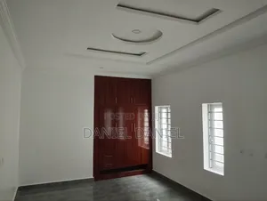 5 Bedroom Duplex Separate Compound