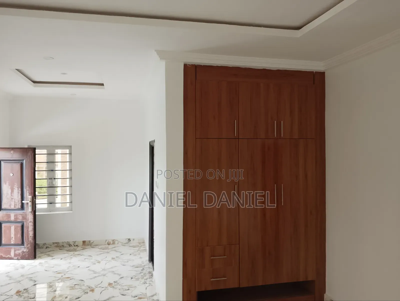 5 Bedroom Duplex Separate Compound
