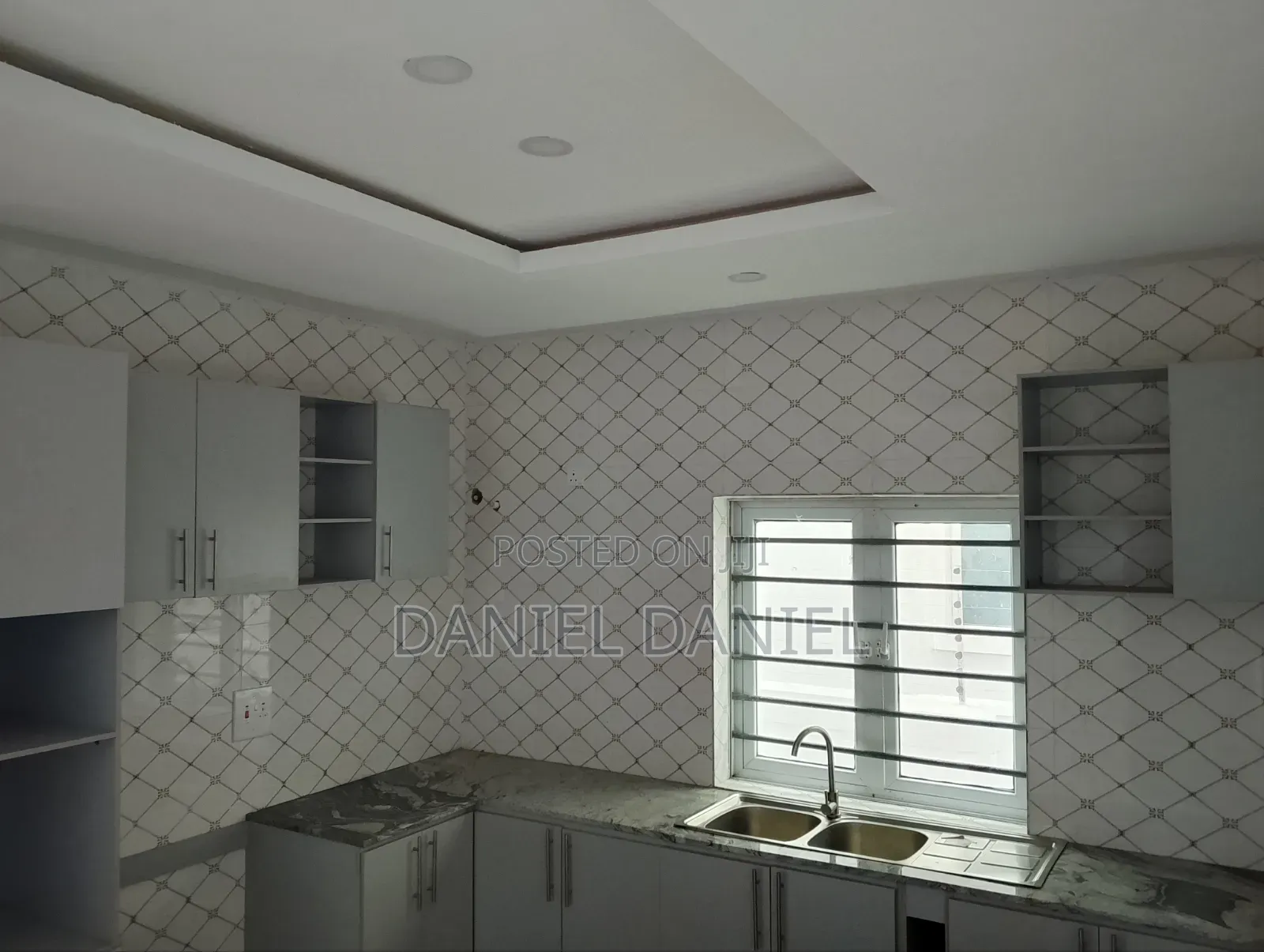5 Bedroom Duplex Separate Compound