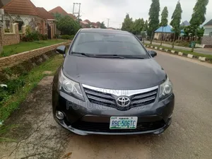 Toyota Avensis 2014 Gray