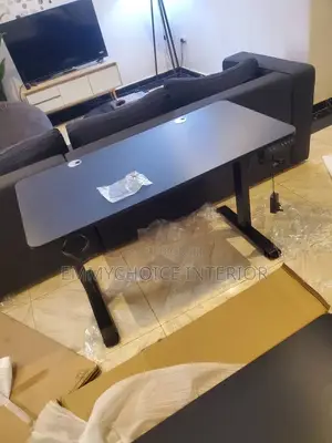Electric Height-Adjustable Office Desk