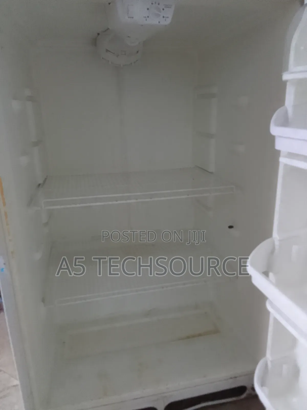 Frigidaire Fridge