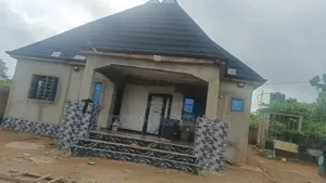 Furnished 3bdrm House in Epoto, Ifo for sale