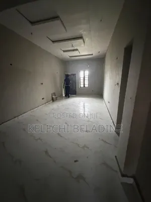 Mini Flat in Ago Palace for rent