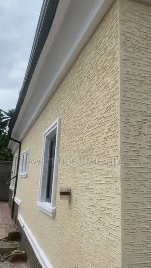 Gravitex Paint