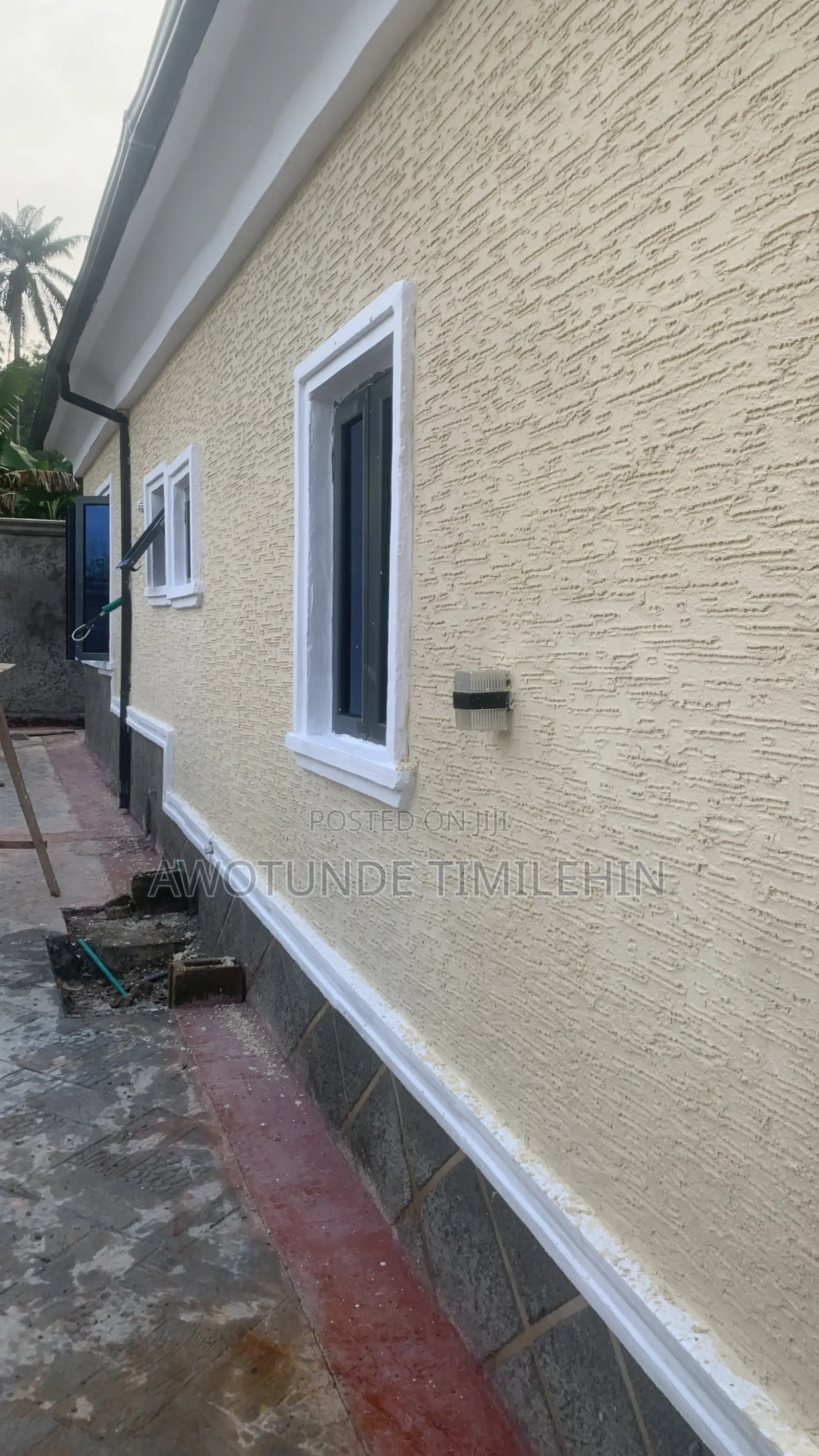 Gravitex Paint