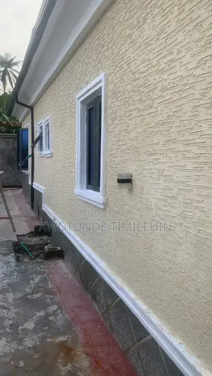 Gravitex Paint