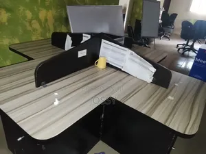 4-Persons Executive Office Workstation / Desk With Side Storage