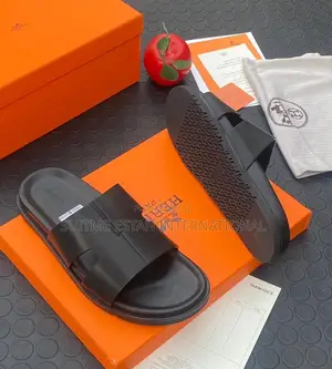 Hermes Palms