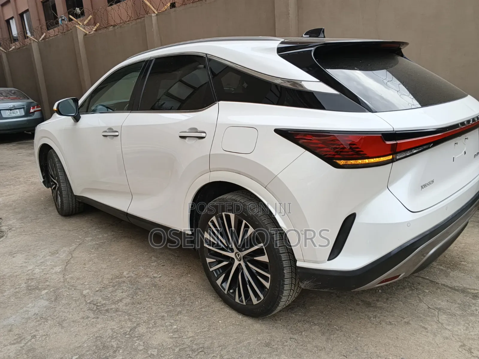 Lexus RX 2024 White