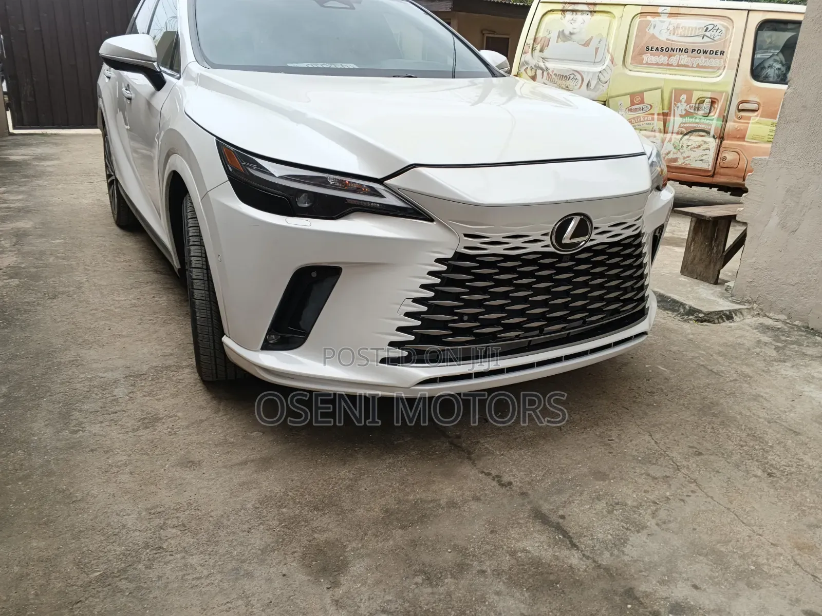 Lexus RX 2024 White