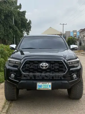 Toyota Tacoma 2012 Black