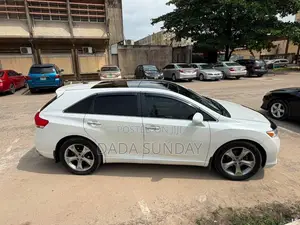 Toyota Venza 2012 White