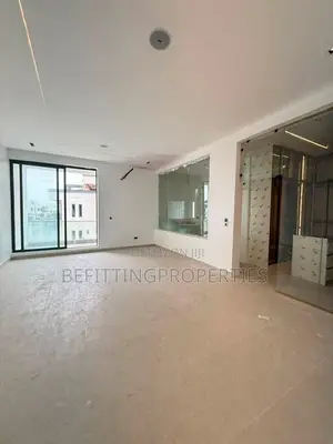 5bdrm Duplex in Lekki for sale