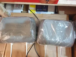 Headrest Monitor With Pillow