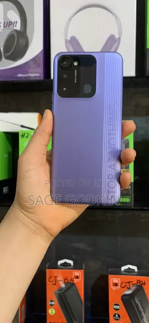 Tecno Spark 8C 64 GB Purple
