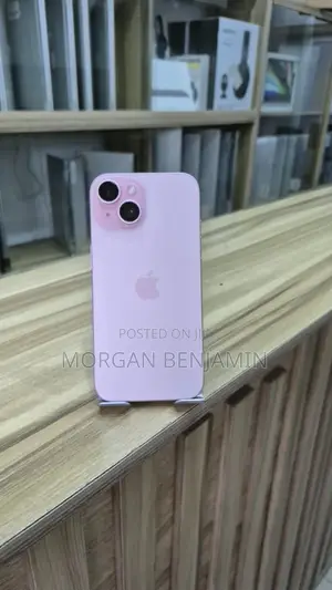 Apple iPhone 15 128 GB