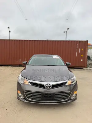 Toyota Avalon XLE Premium 4dr Sedan (3.5L 6cyl 6A) 2015 Gray