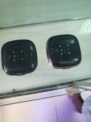 Google Fitbit Versa 4