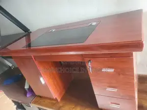 1.2-Meter Quality Executive Office Table With Drawers