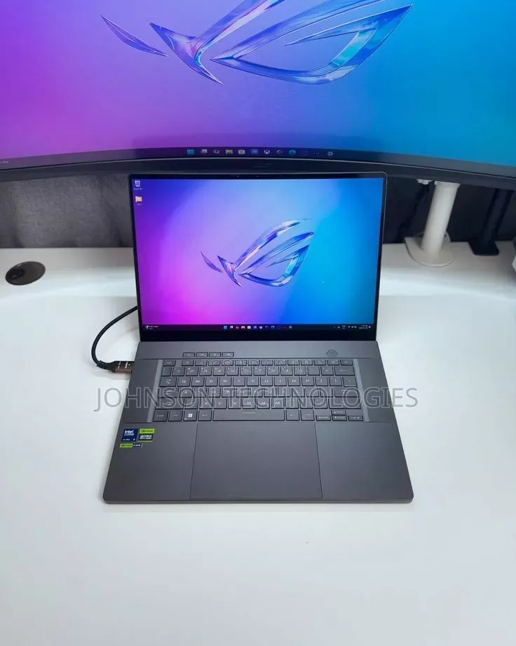 Laptop Asus ROG Zephyrus G14 32GB AMD Ryzen 9 SSD 2T