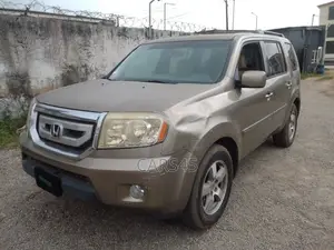 Honda Pilot 2011 Gold