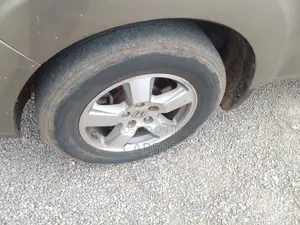 Honda Pilot 2011 Gold
